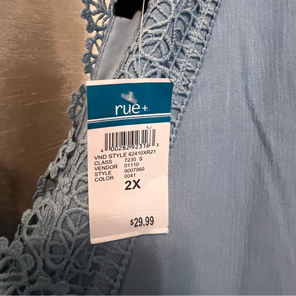 Lace trim mini dress - Picture 10 of 10